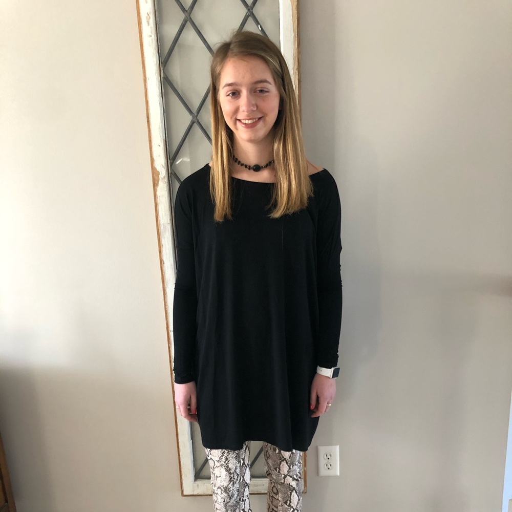 Piko black tunic top